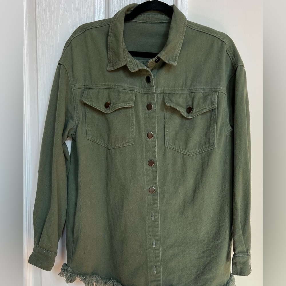 No brand Olive Green Button-Up Shacket w pockets
